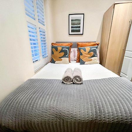 3 Bedroom Apartment With Private Terrace In Pimlico, Westminster, Victoria London Ngoại thất bức ảnh