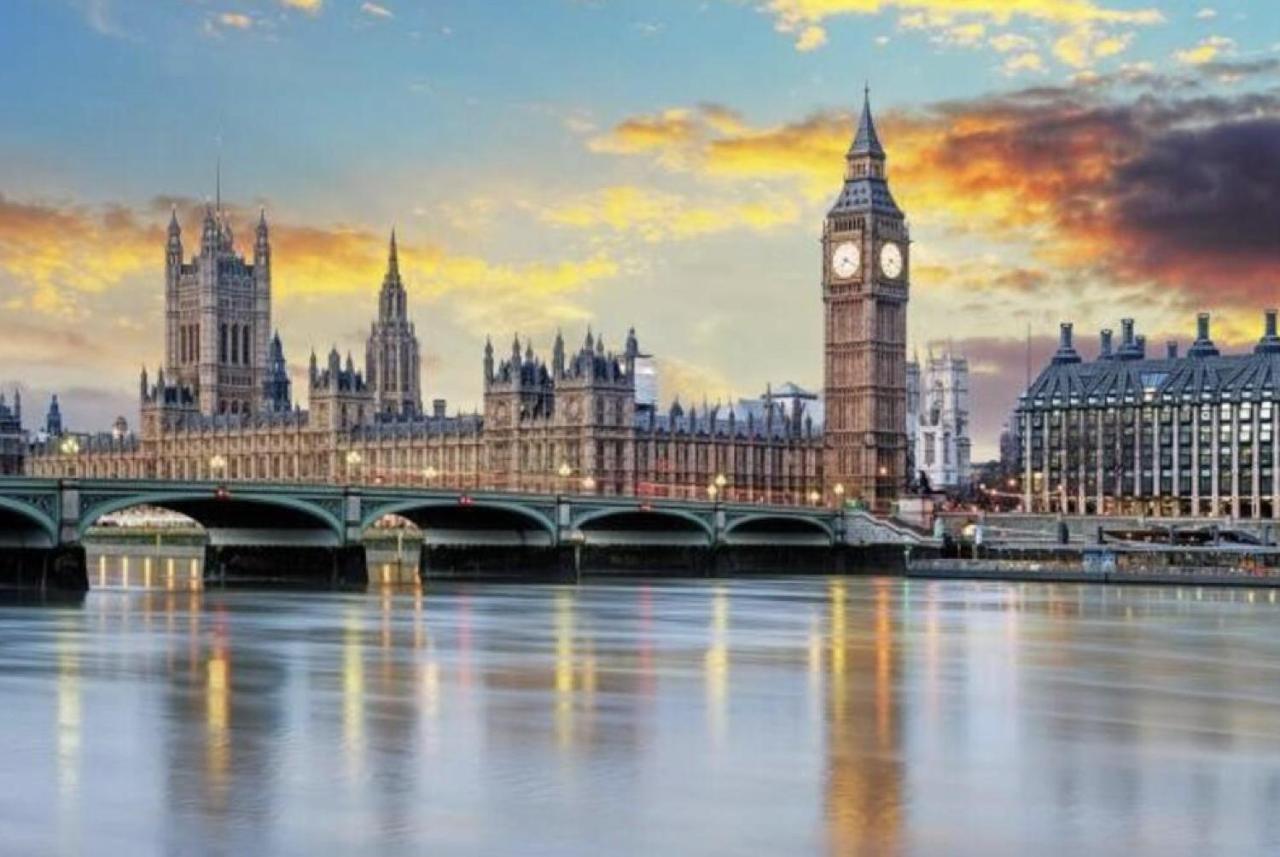 3 Bedroom Apartment With Private Terrace In Pimlico, Westminster, Victoria London Ngoại thất bức ảnh