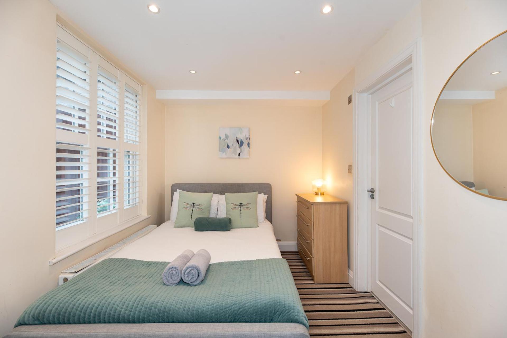 3 Bedroom Apartment With Private Terrace In Pimlico, Westminster, Victoria London Ngoại thất bức ảnh