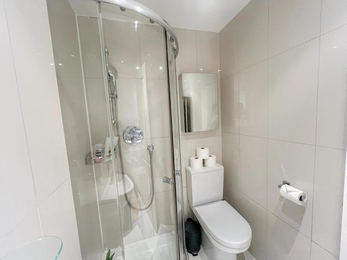 3 Bedroom Apartment With Private Terrace In Pimlico, Westminster, Victoria London Ngoại thất bức ảnh