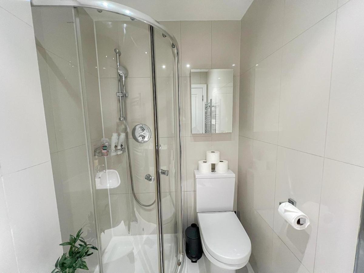 3 Bedroom Apartment With Private Terrace In Pimlico, Westminster, Victoria London Ngoại thất bức ảnh