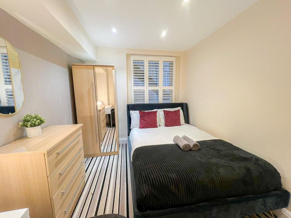 3 Bedroom Apartment With Private Terrace In Pimlico, Westminster, Victoria London Ngoại thất bức ảnh