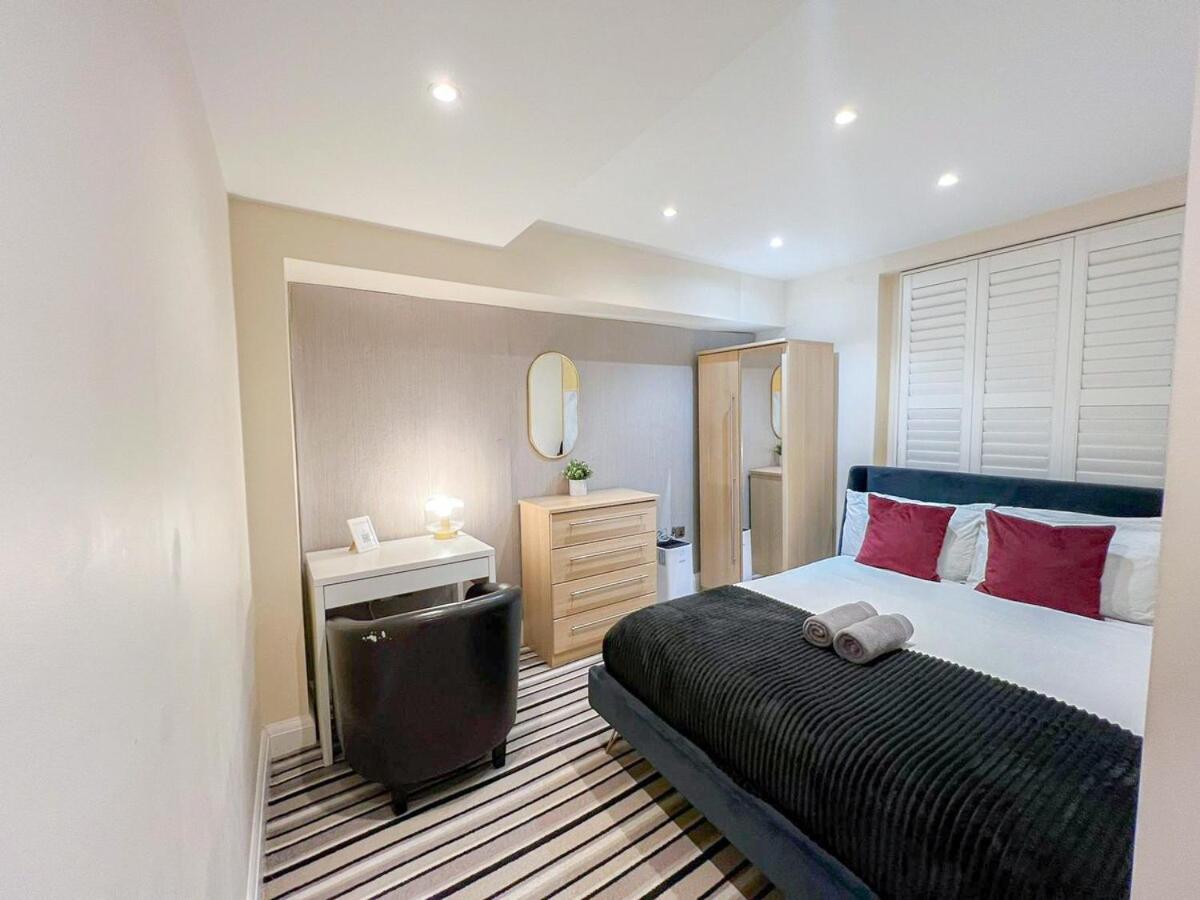 3 Bedroom Apartment With Private Terrace In Pimlico, Westminster, Victoria London Ngoại thất bức ảnh
