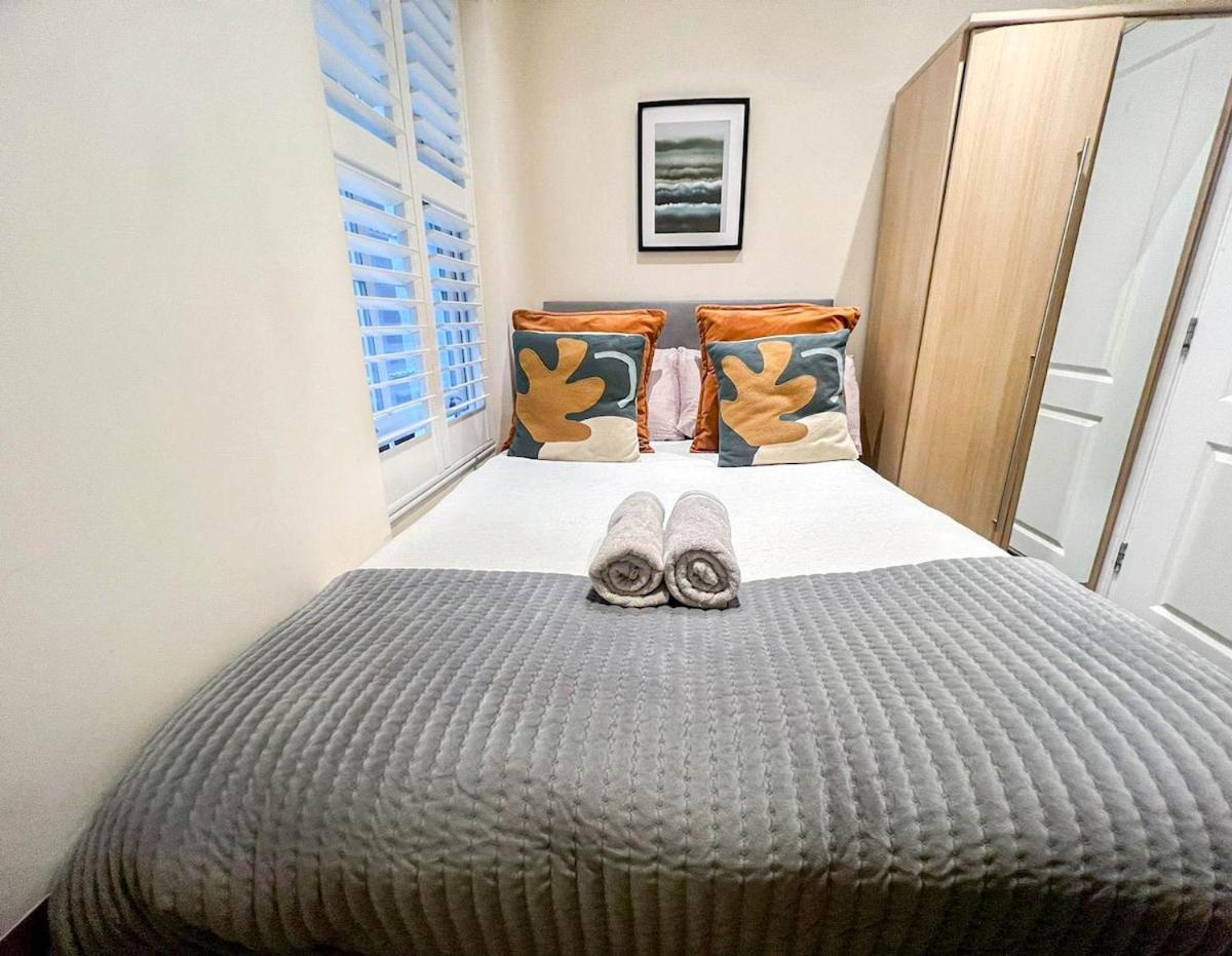 3 Bedroom Apartment With Private Terrace In Pimlico, Westminster, Victoria London Ngoại thất bức ảnh