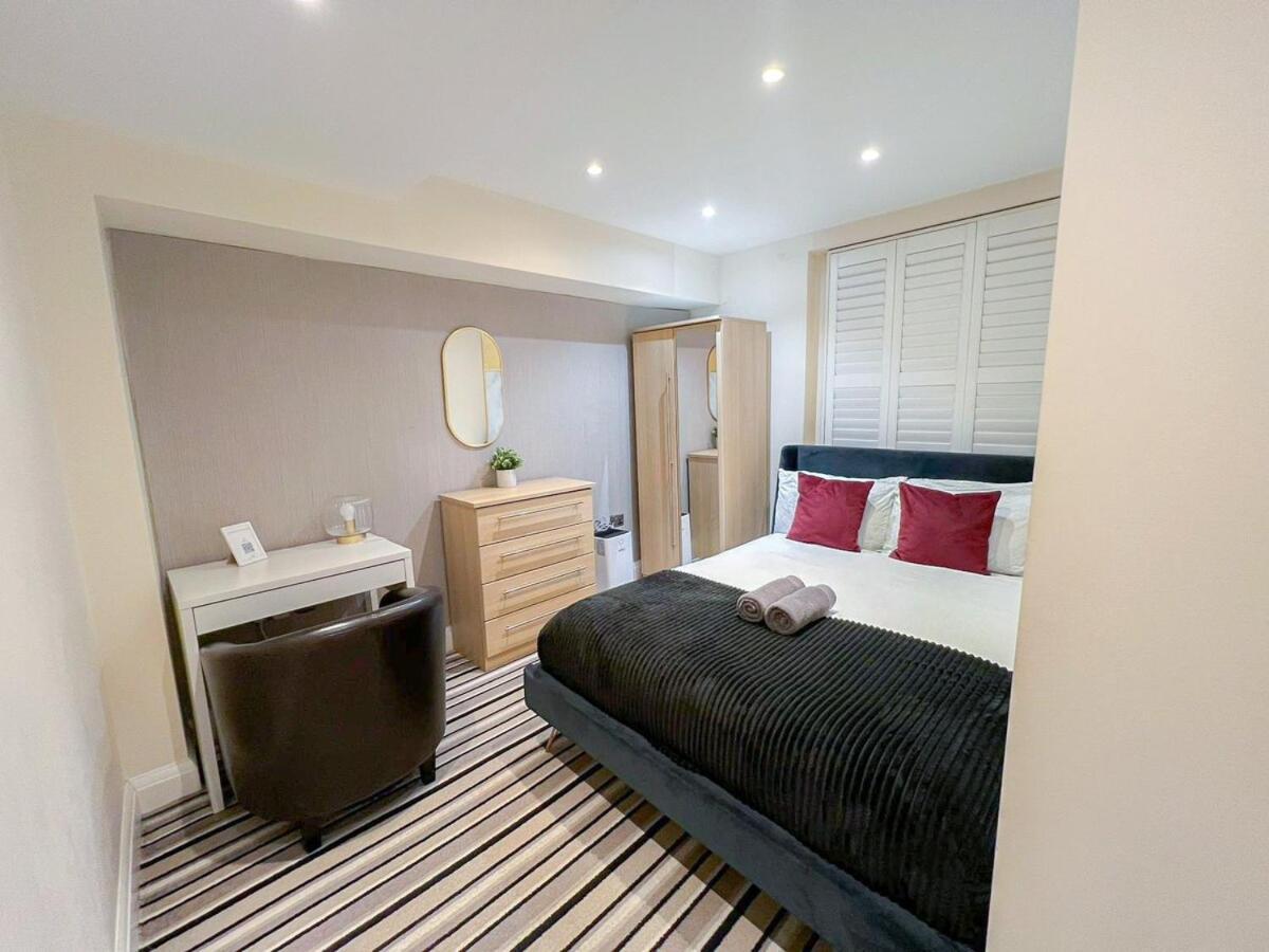 3 Bedroom Apartment With Private Terrace In Pimlico, Westminster, Victoria London Ngoại thất bức ảnh