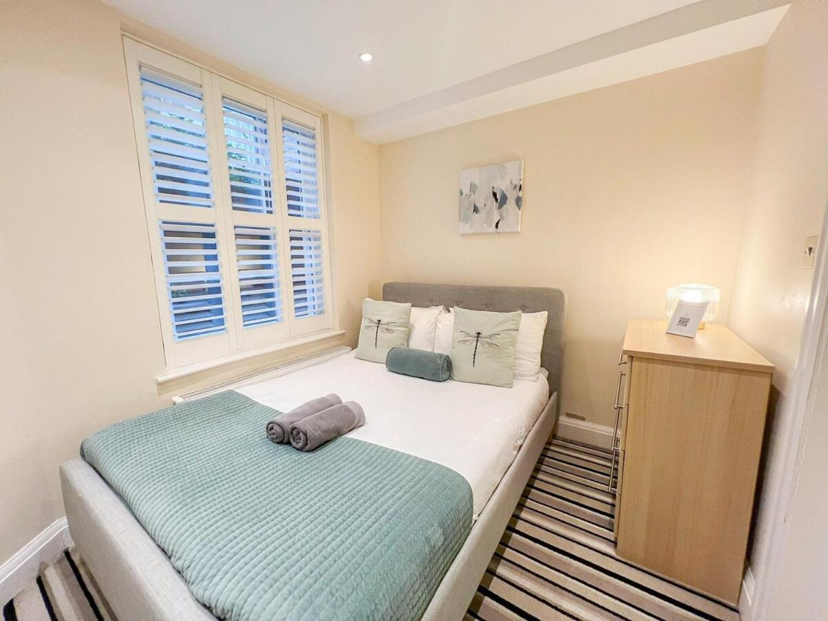 3 Bedroom Apartment With Private Terrace In Pimlico, Westminster, Victoria London Ngoại thất bức ảnh