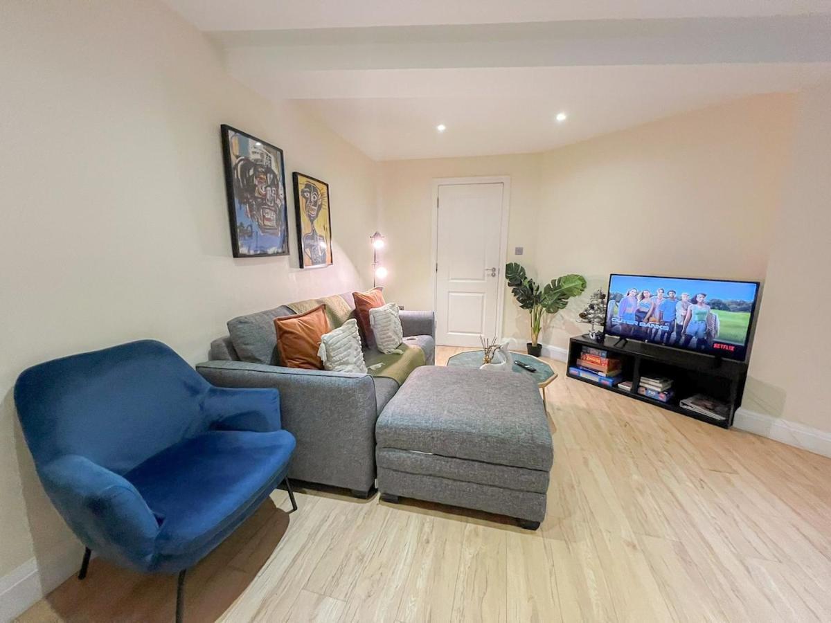 3 Bedroom Apartment With Private Terrace In Pimlico, Westminster, Victoria London Ngoại thất bức ảnh